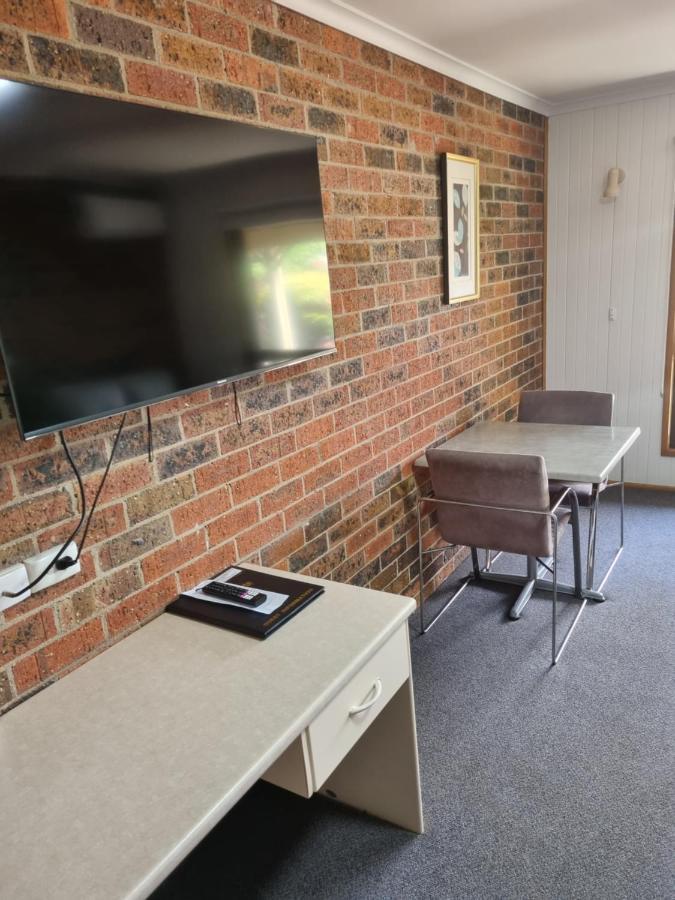 Country Roads Motor Inn Naracoorte Exterior photo