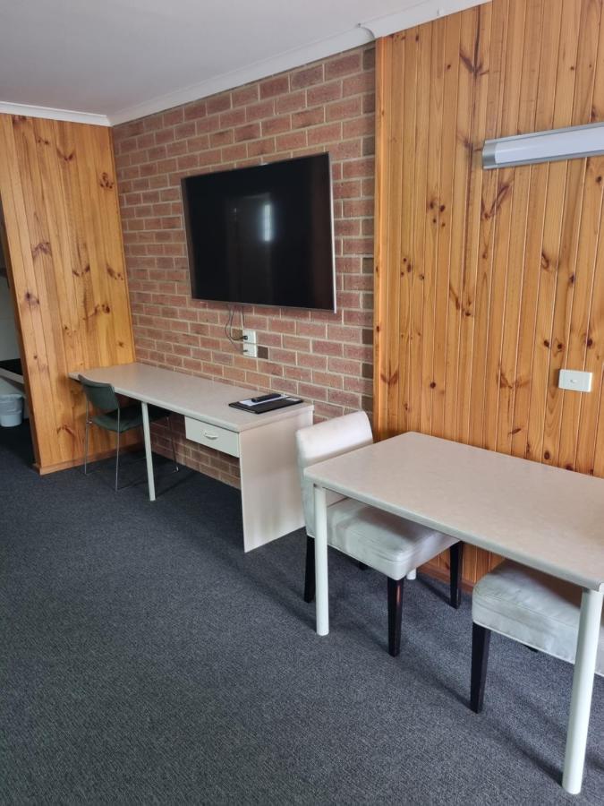 Country Roads Motor Inn Naracoorte Exterior photo