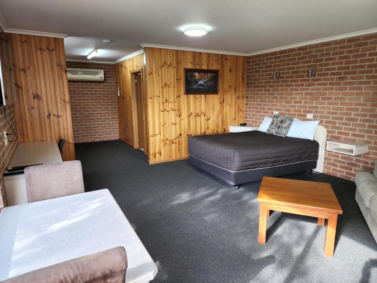 Country Roads Motor Inn Naracoorte Exterior photo