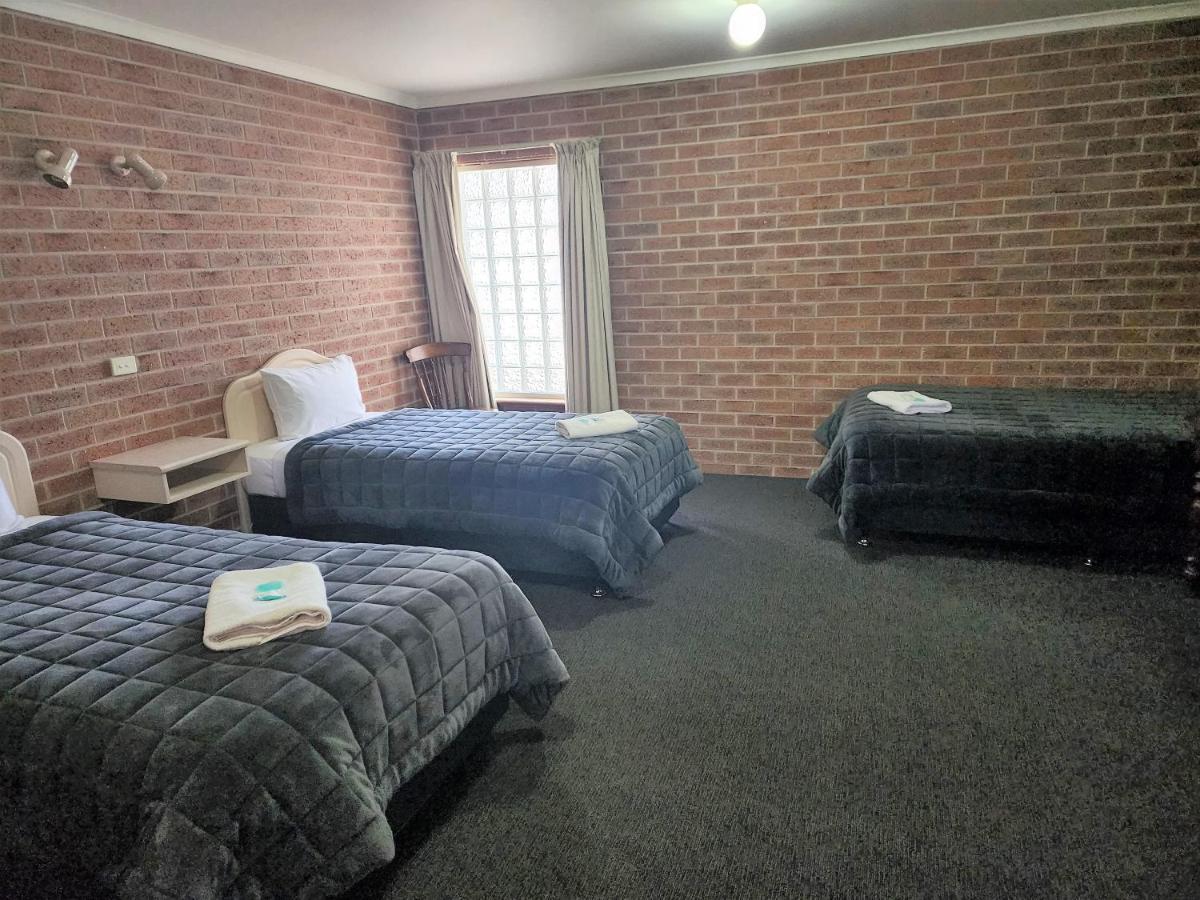 Country Roads Motor Inn Naracoorte Exterior photo